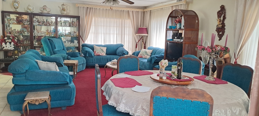 3 Bedroom Property for Sale in Selection Park Gauteng