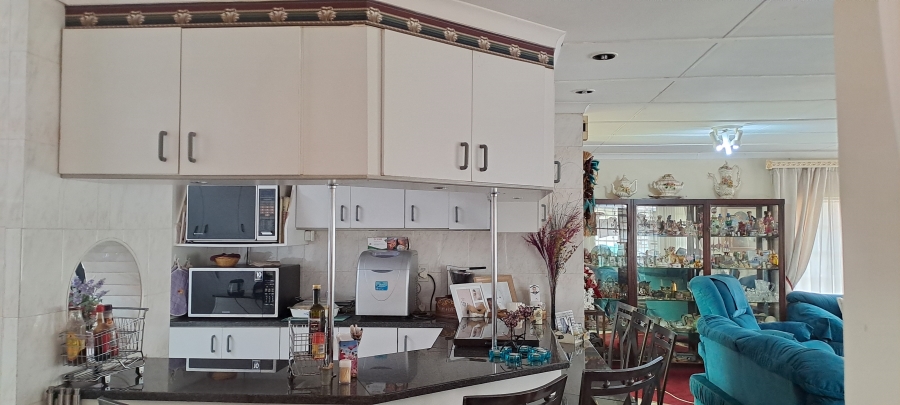 3 Bedroom Property for Sale in Selection Park Gauteng