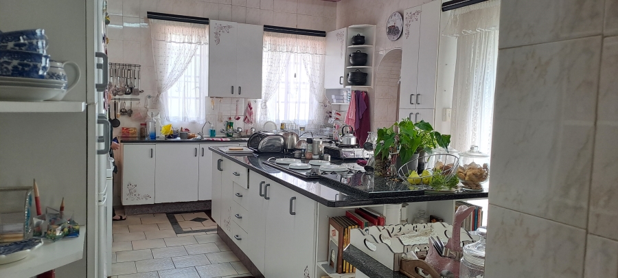 3 Bedroom Property for Sale in Selection Park Gauteng