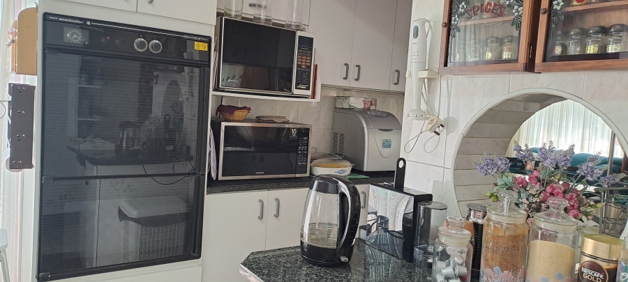 3 Bedroom Property for Sale in Selection Park Gauteng