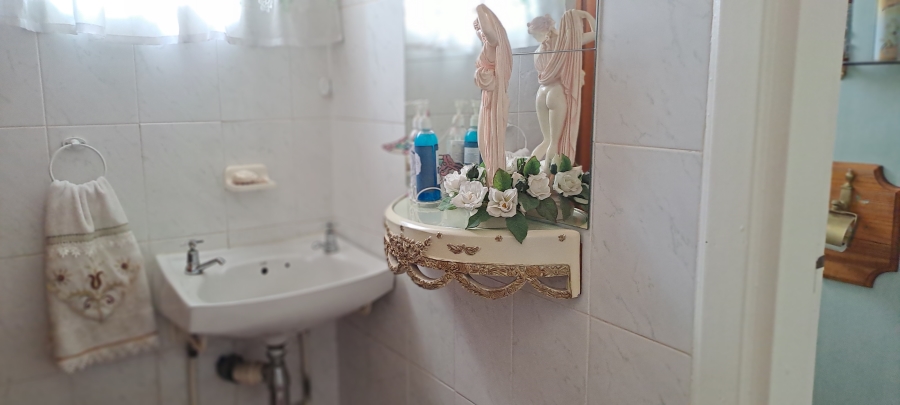 3 Bedroom Property for Sale in Selection Park Gauteng