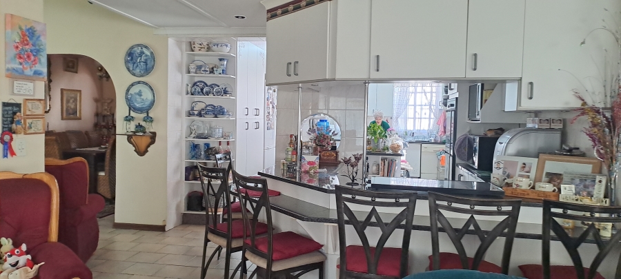 4 Bedroom Property for Sale in Selection Park Gauteng
