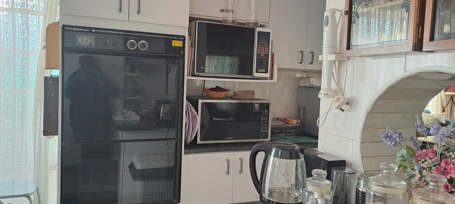 4 Bedroom Property for Sale in Selection Park Gauteng