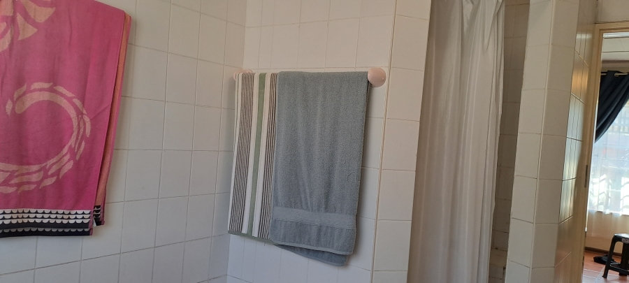 4 Bedroom Property for Sale in Selection Park Gauteng