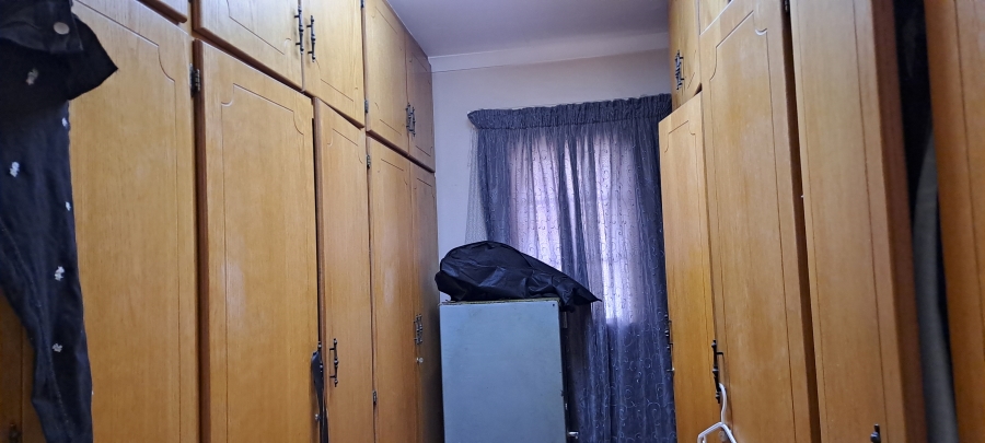 4 Bedroom Property for Sale in Selection Park Gauteng