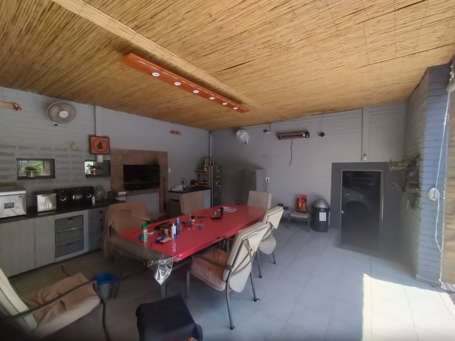 3 Bedroom Property for Sale in Florauna Gauteng
