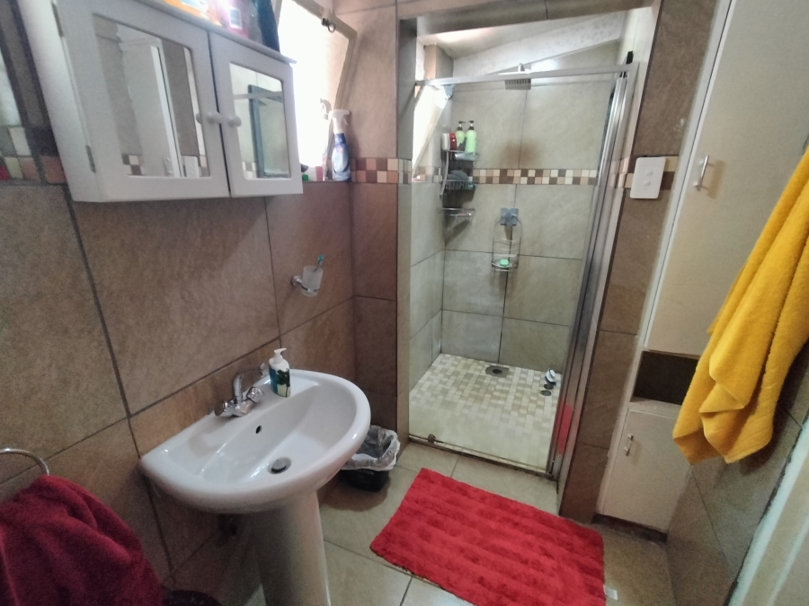 3 Bedroom Property for Sale in Florauna Gauteng