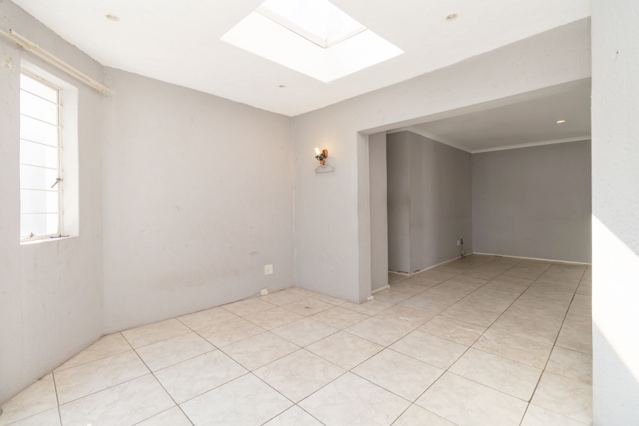 3 Bedroom Property for Sale in Sunninghill Gauteng