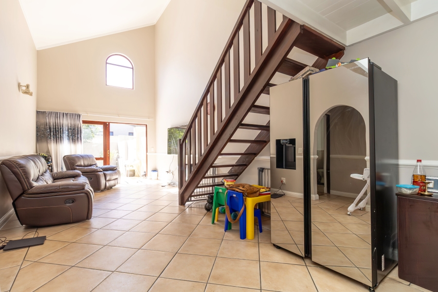 2 Bedroom Property for Sale in Sunninghill Gauteng