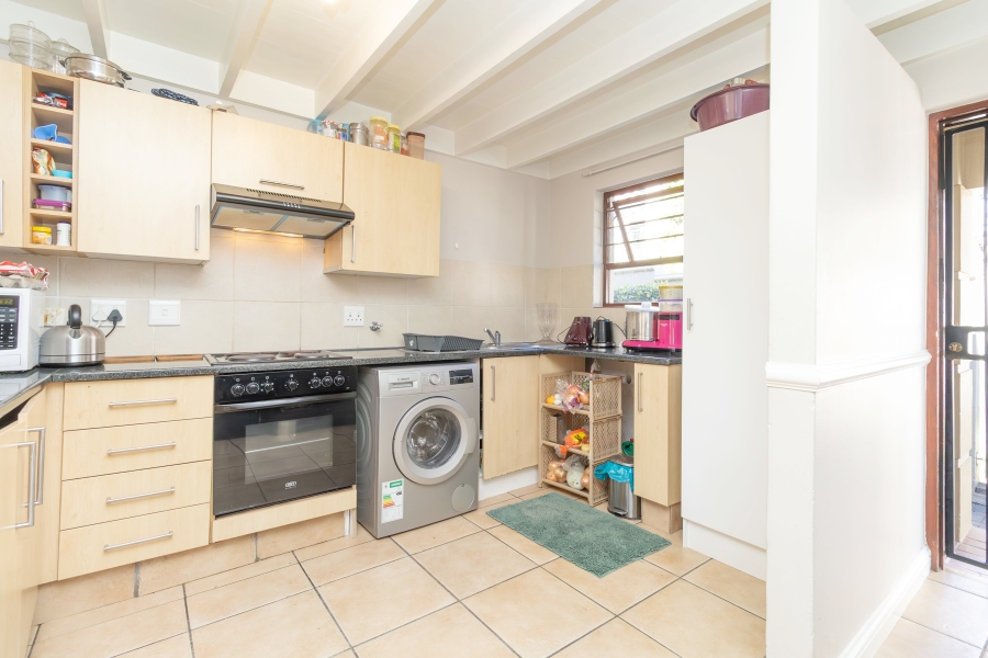 2 Bedroom Property for Sale in Sunninghill Gauteng