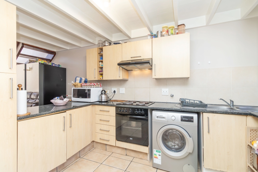 2 Bedroom Property for Sale in Sunninghill Gauteng