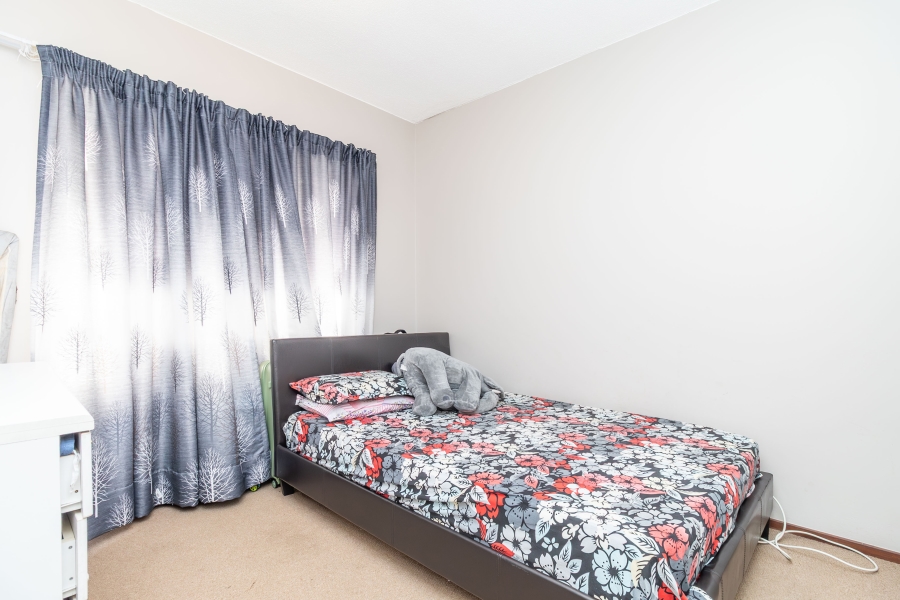 2 Bedroom Property for Sale in Sunninghill Gauteng