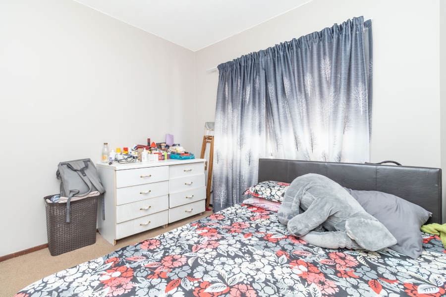 2 Bedroom Property for Sale in Sunninghill Gauteng