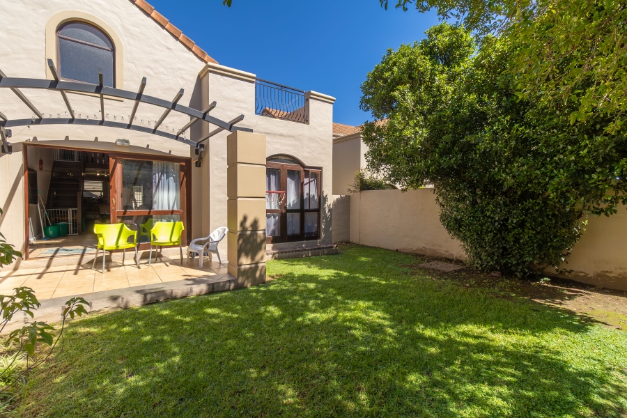 2 Bedroom Property for Sale in Sunninghill Gauteng
