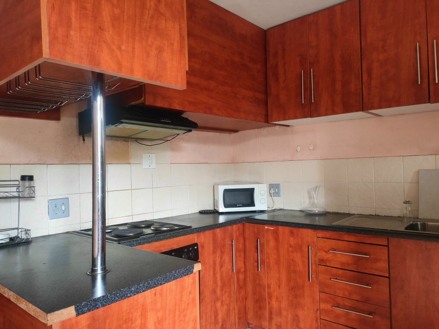 To Let 3 Bedroom Property for Rent in Silverton Gauteng