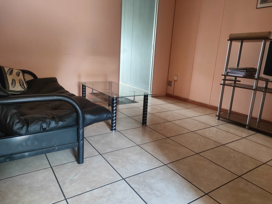 To Let 3 Bedroom Property for Rent in Silverton Gauteng