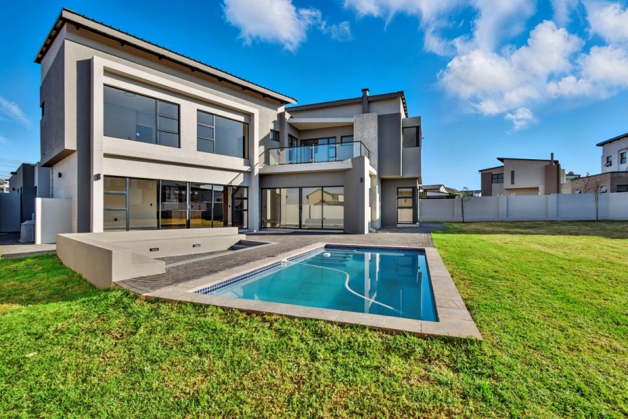 5 Bedroom Property for Sale in Midstream Heights Gauteng