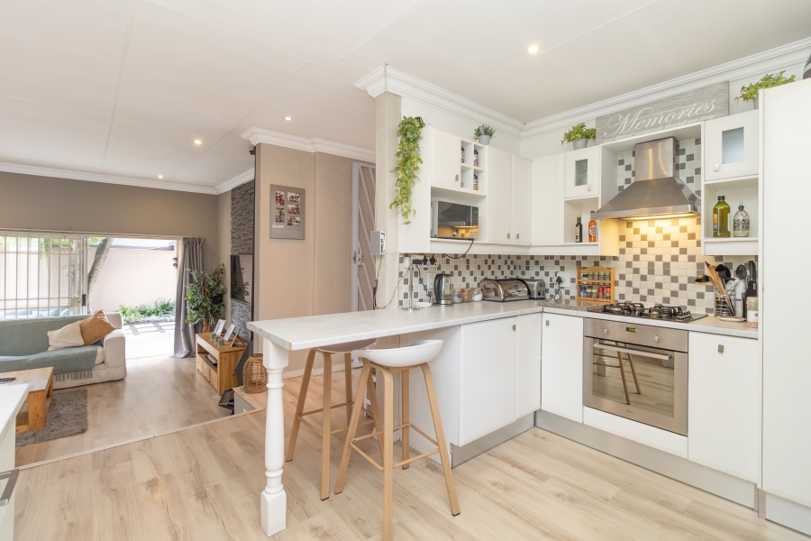 2 Bedroom Property for Sale in Paulshof Gauteng