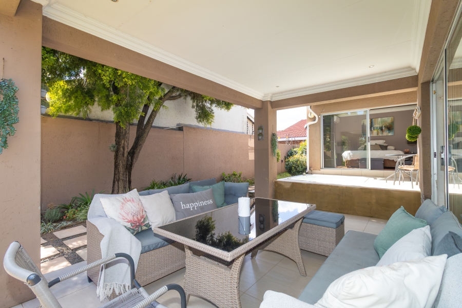 2 Bedroom Property for Sale in Paulshof Gauteng