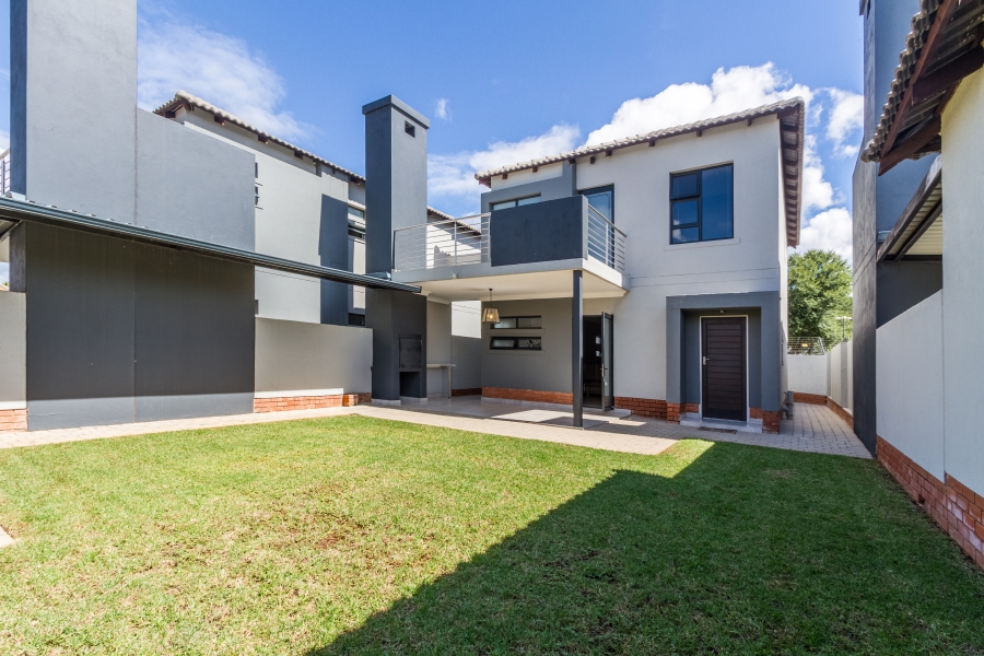 3 Bedroom Property for Sale in Equestria Gauteng