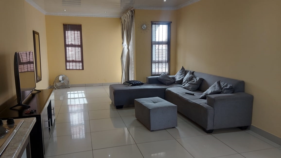 2 Bedroom Property for Sale in Crystal Park Gauteng