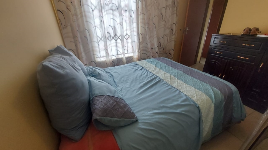 2 Bedroom Property for Sale in Crystal Park Gauteng