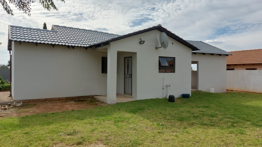 2 Bedroom Property for Sale in Crystal Park Gauteng