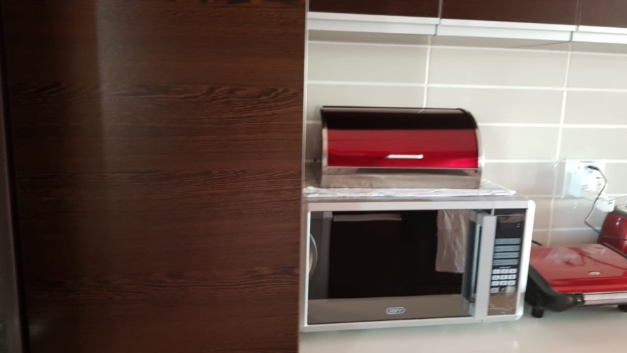 2 Bedroom Property for Sale in Greenstone Hill Gauteng