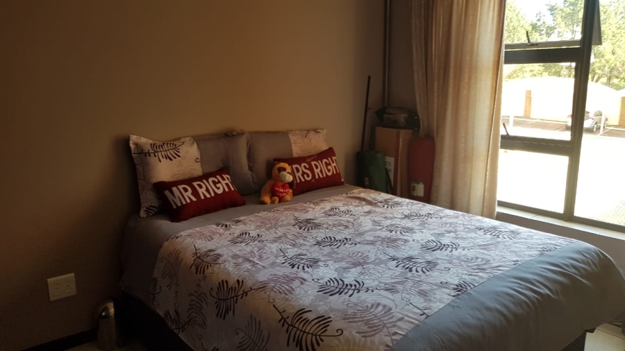2 Bedroom Property for Sale in Greenstone Hill Gauteng