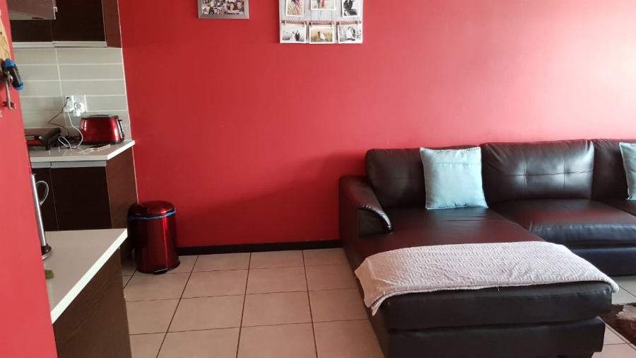 2 Bedroom Property for Sale in Greenstone Hill Gauteng