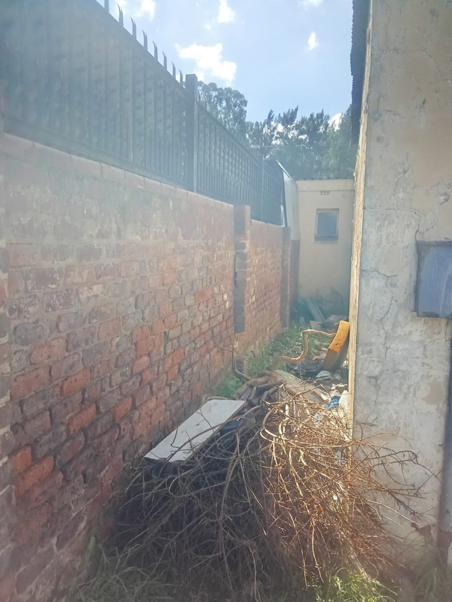 3 Bedroom Property for Sale in East Geduld Gauteng