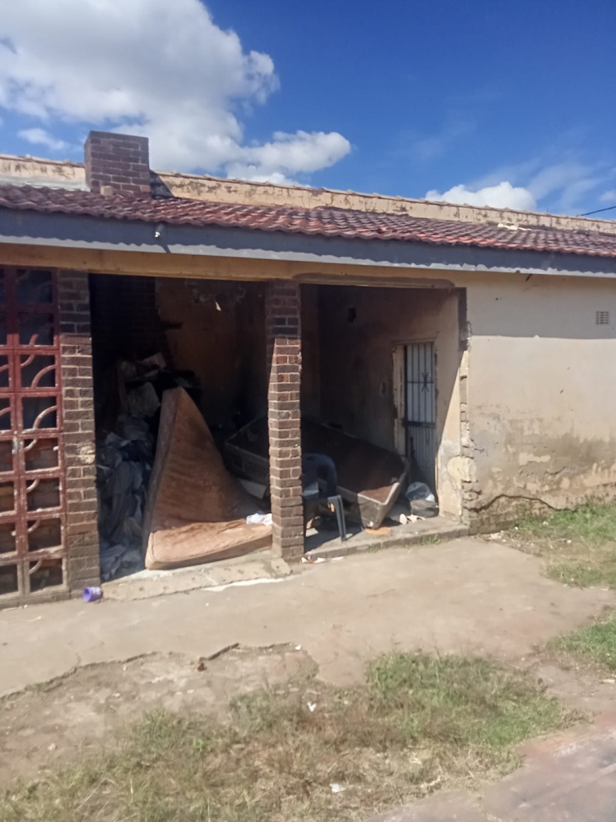 3 Bedroom Property for Sale in East Geduld Gauteng