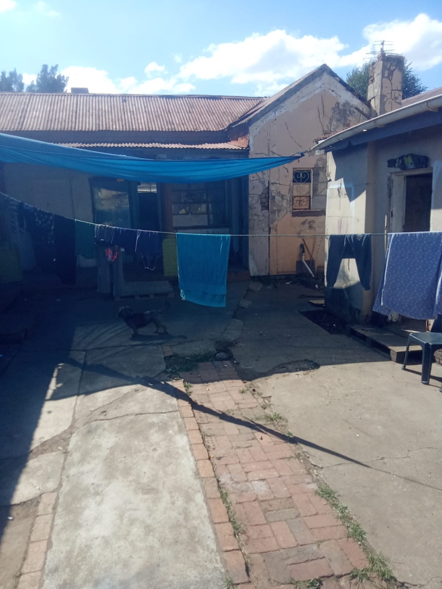 3 Bedroom Property for Sale in East Geduld Gauteng
