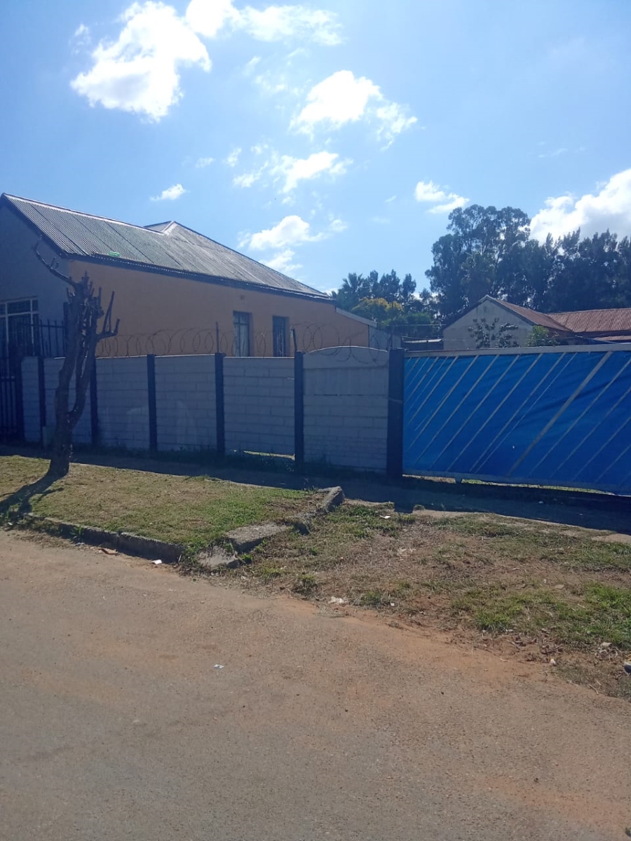 3 Bedroom Property for Sale in East Geduld Gauteng