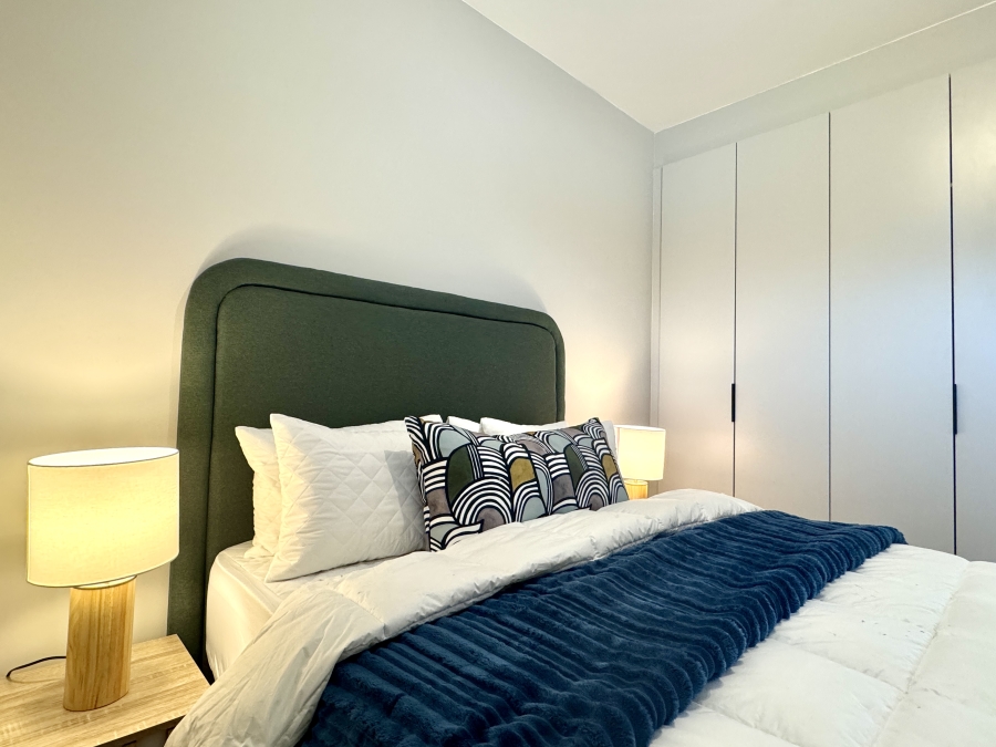 1 Bedroom Property for Sale in Bryanston Gauteng
