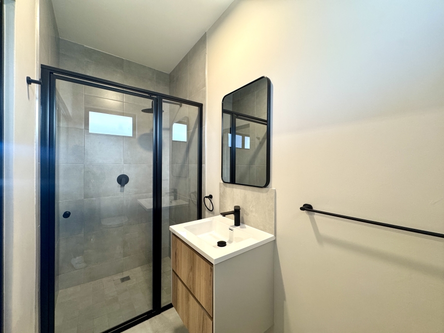 1 Bedroom Property for Sale in Bryanston Gauteng