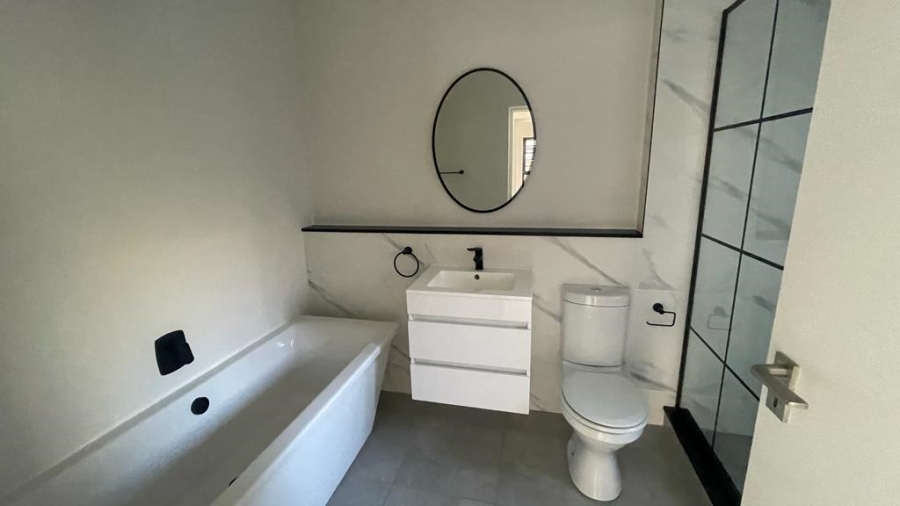 To Let 3 Bedroom Property for Rent in Waterfall Gauteng