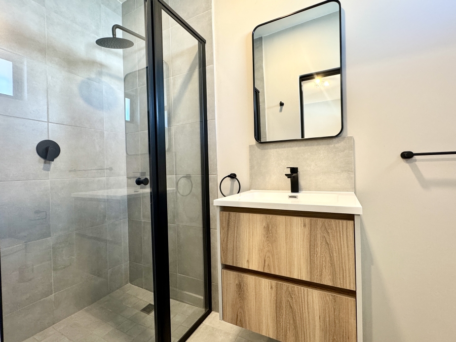 To Let 1 Bedroom Property for Rent in Bryanston Gauteng