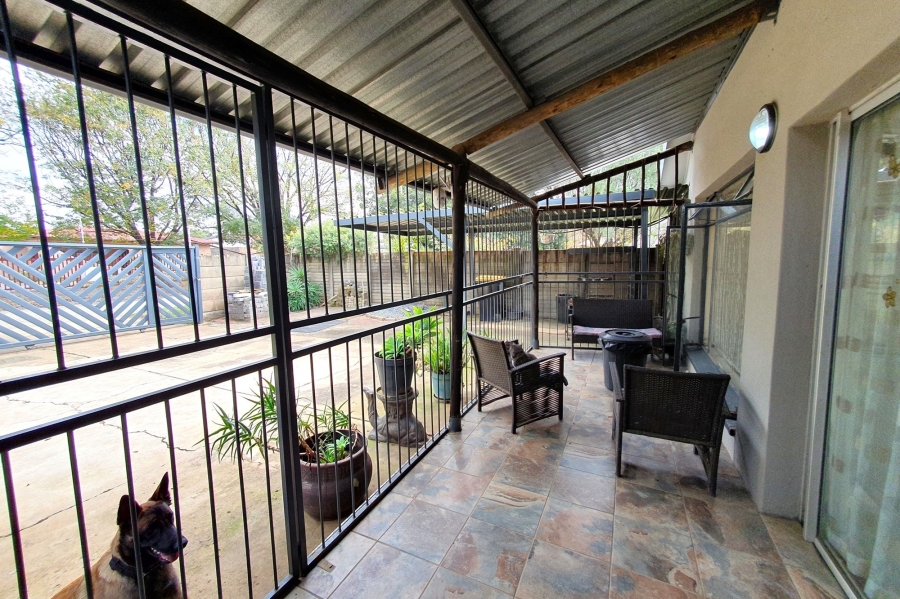 3 Bedroom Property for Sale in Sonland Park Gauteng