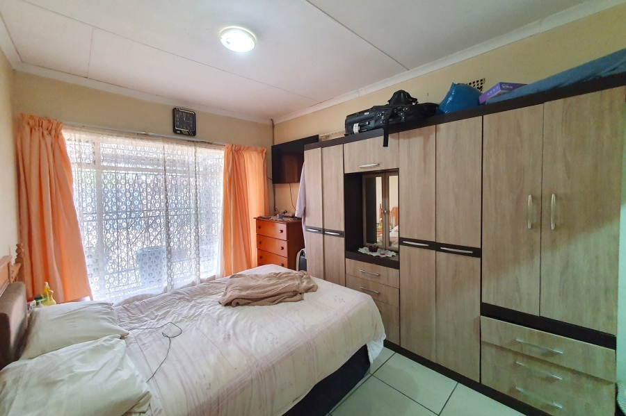 3 Bedroom Property for Sale in Sonland Park Gauteng