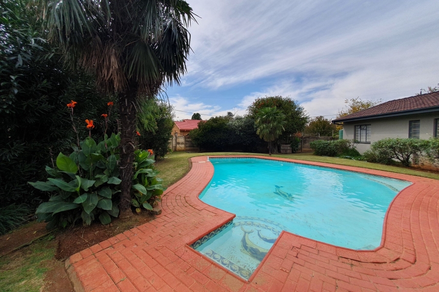 3 Bedroom Property for Sale in Sonland Park Gauteng