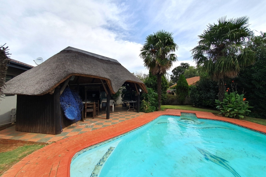 3 Bedroom Property for Sale in Sonland Park Gauteng