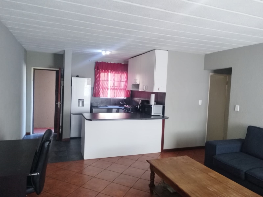 2 Bedroom Property for Sale in Vorna Valley Gauteng