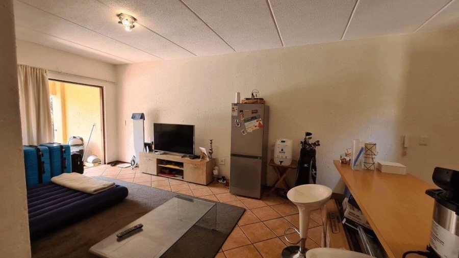 1 Bedroom Property for Sale in Paulshof Gauteng