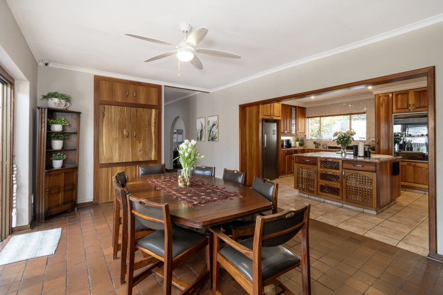 5 Bedroom Property for Sale in Monument Park Gauteng