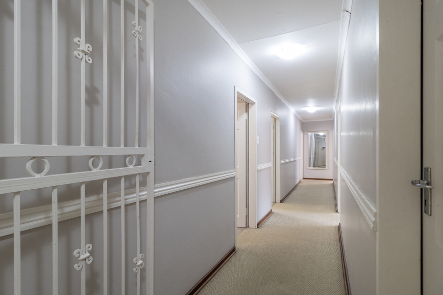 5 Bedroom Property for Sale in Monument Park Gauteng