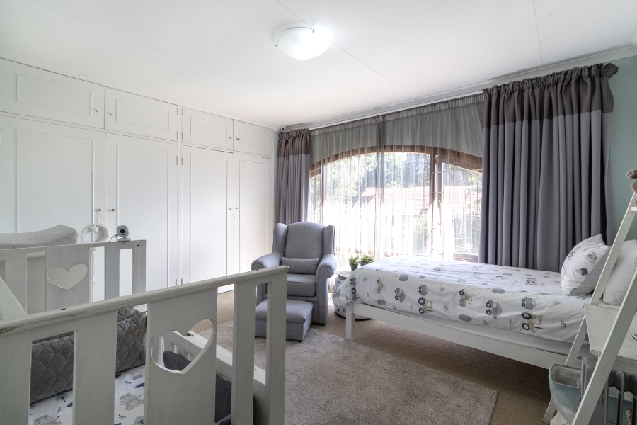 5 Bedroom Property for Sale in Monument Park Gauteng
