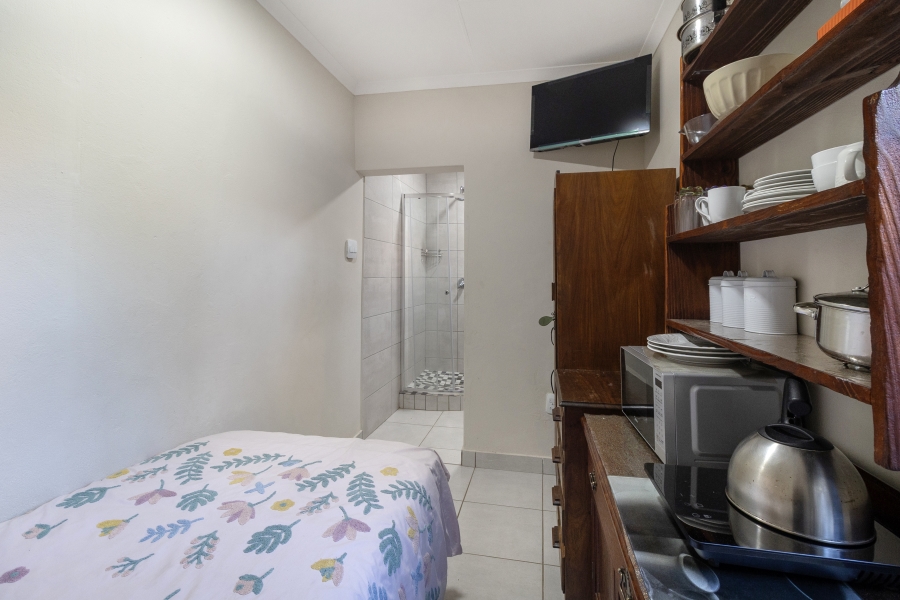 5 Bedroom Property for Sale in Monument Park Gauteng