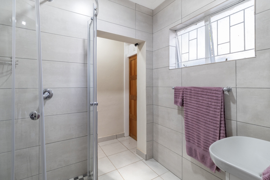 5 Bedroom Property for Sale in Monument Park Gauteng