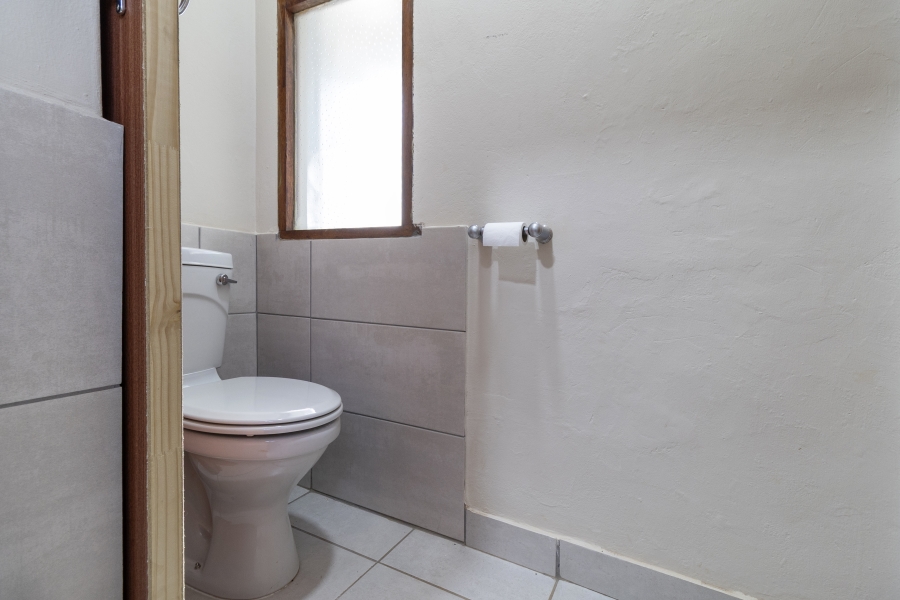 5 Bedroom Property for Sale in Monument Park Gauteng